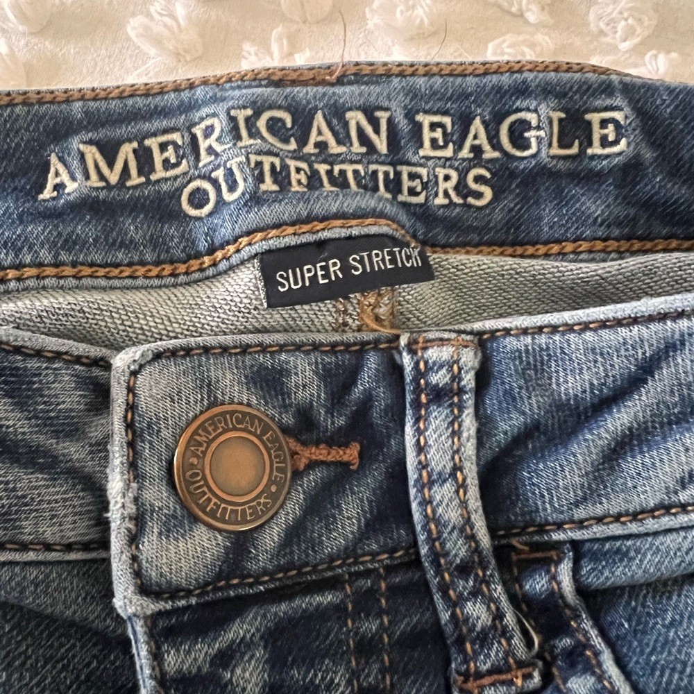 American Eagle Outfitters Women's Blue Jeans - Picture 6 of 8
